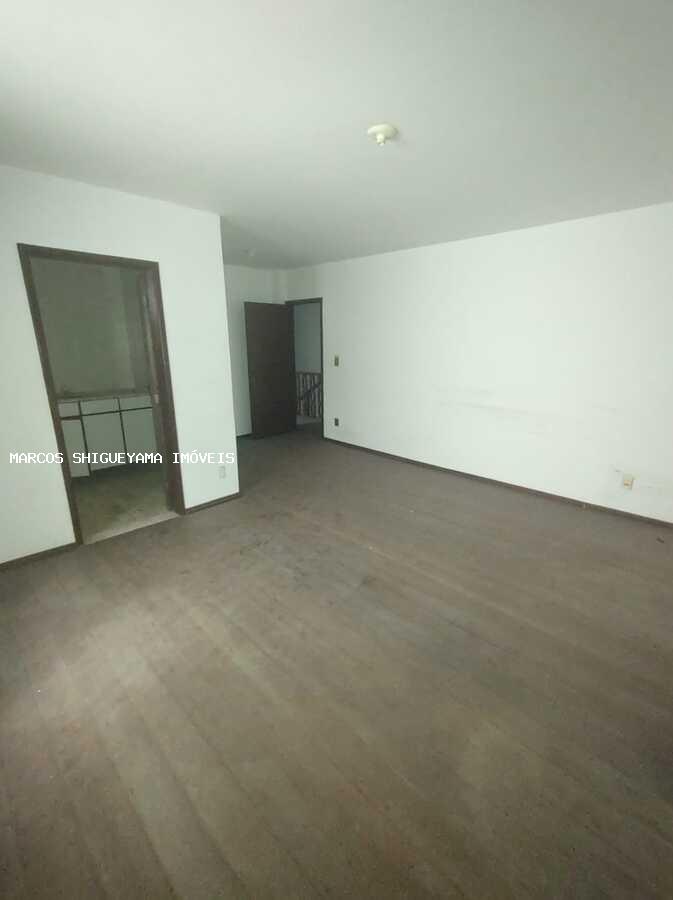 Casa para alugar com 5 quartos, 410m² - Foto 14