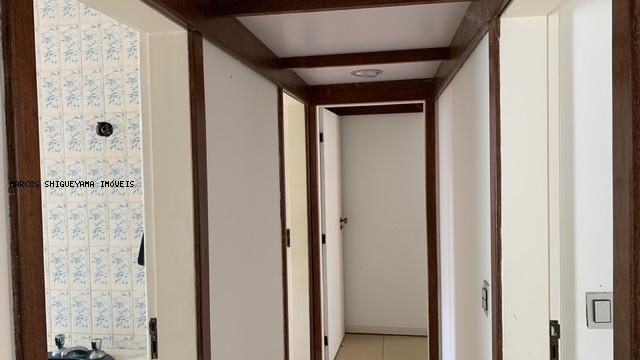 Apartamento à venda com 4 quartos, 200m² - Foto 17