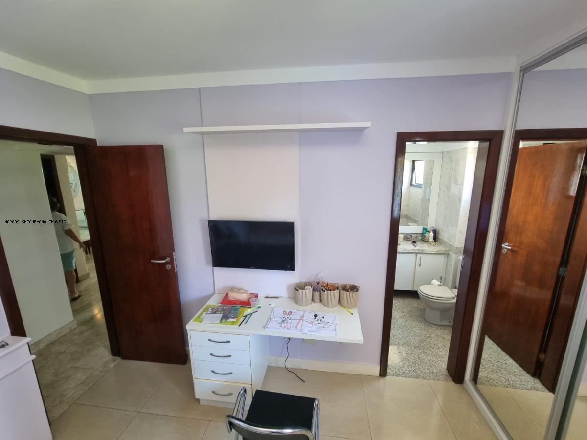 Apartamento à venda com 4 quartos, 220m² - Foto 7