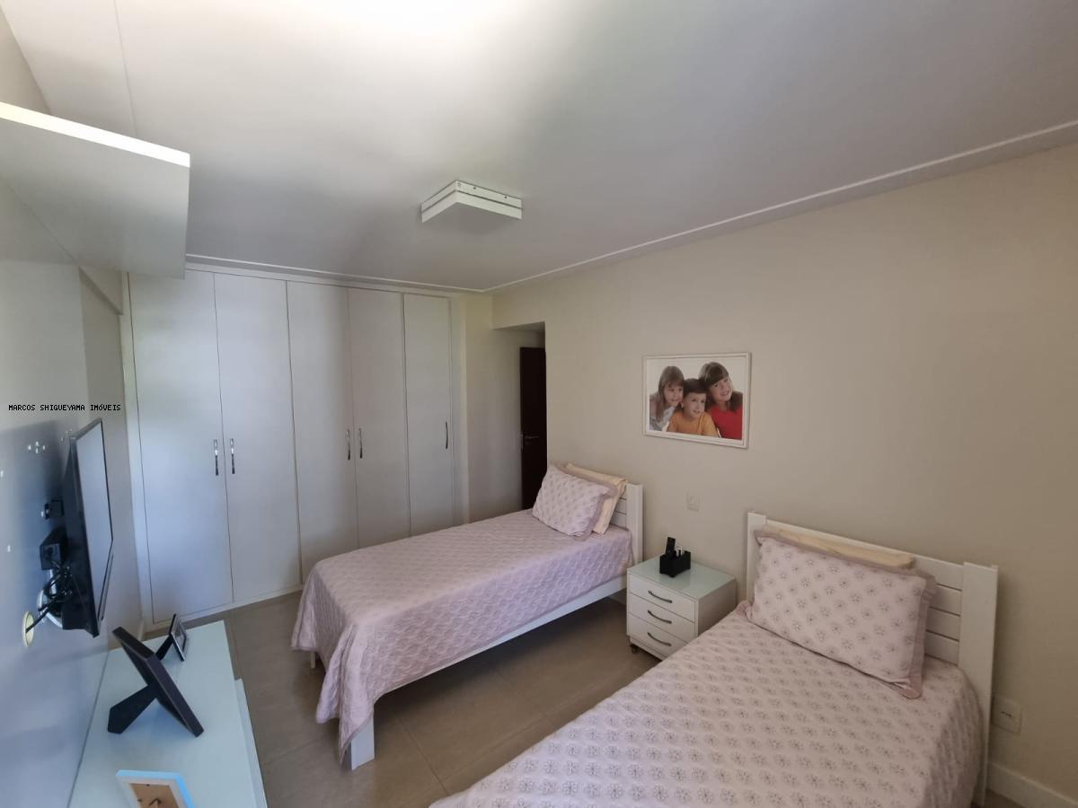 Apartamento à venda com 4 quartos, 220m² - Foto 12