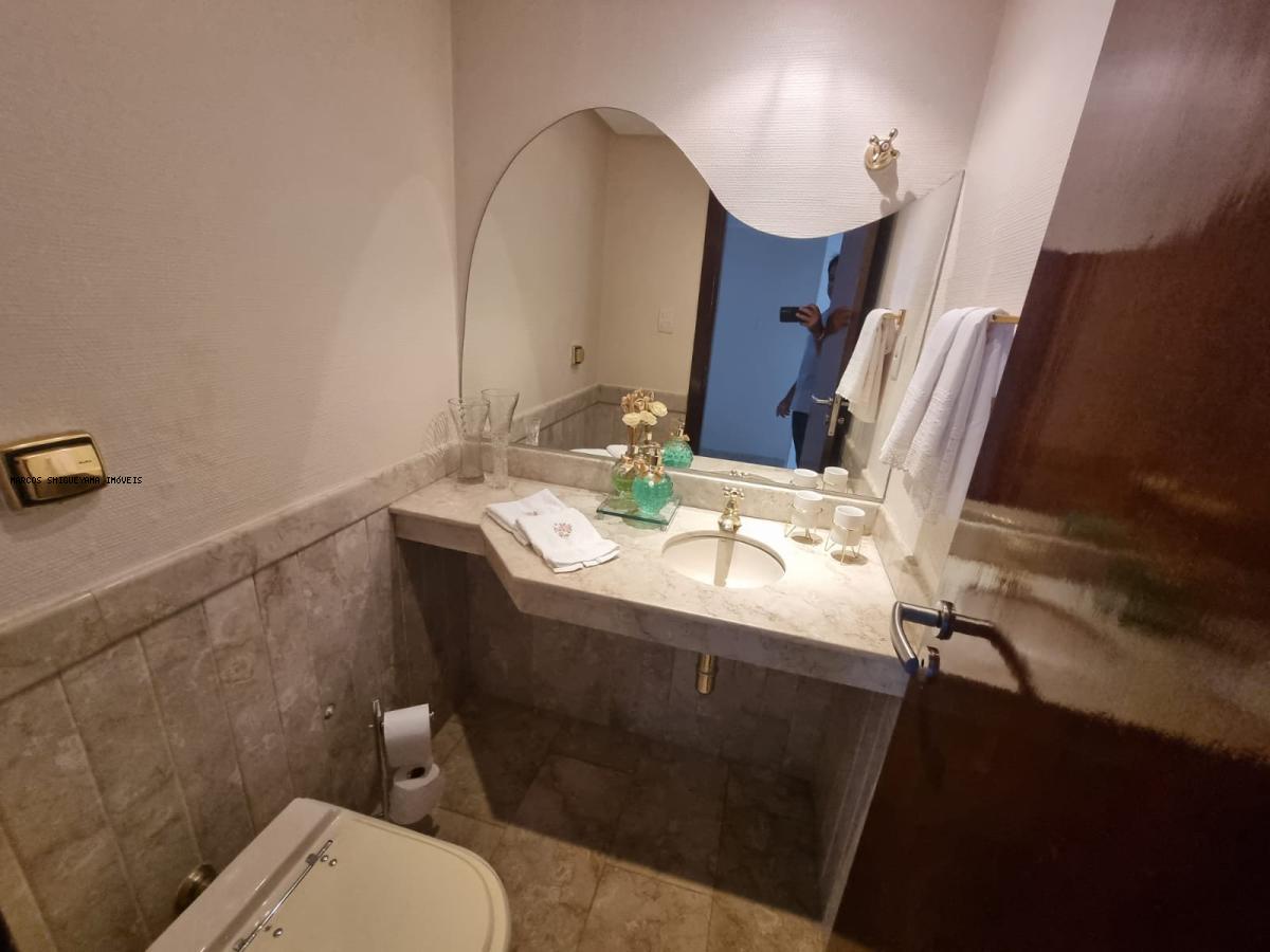 Apartamento à venda com 4 quartos, 220m² - Foto 23