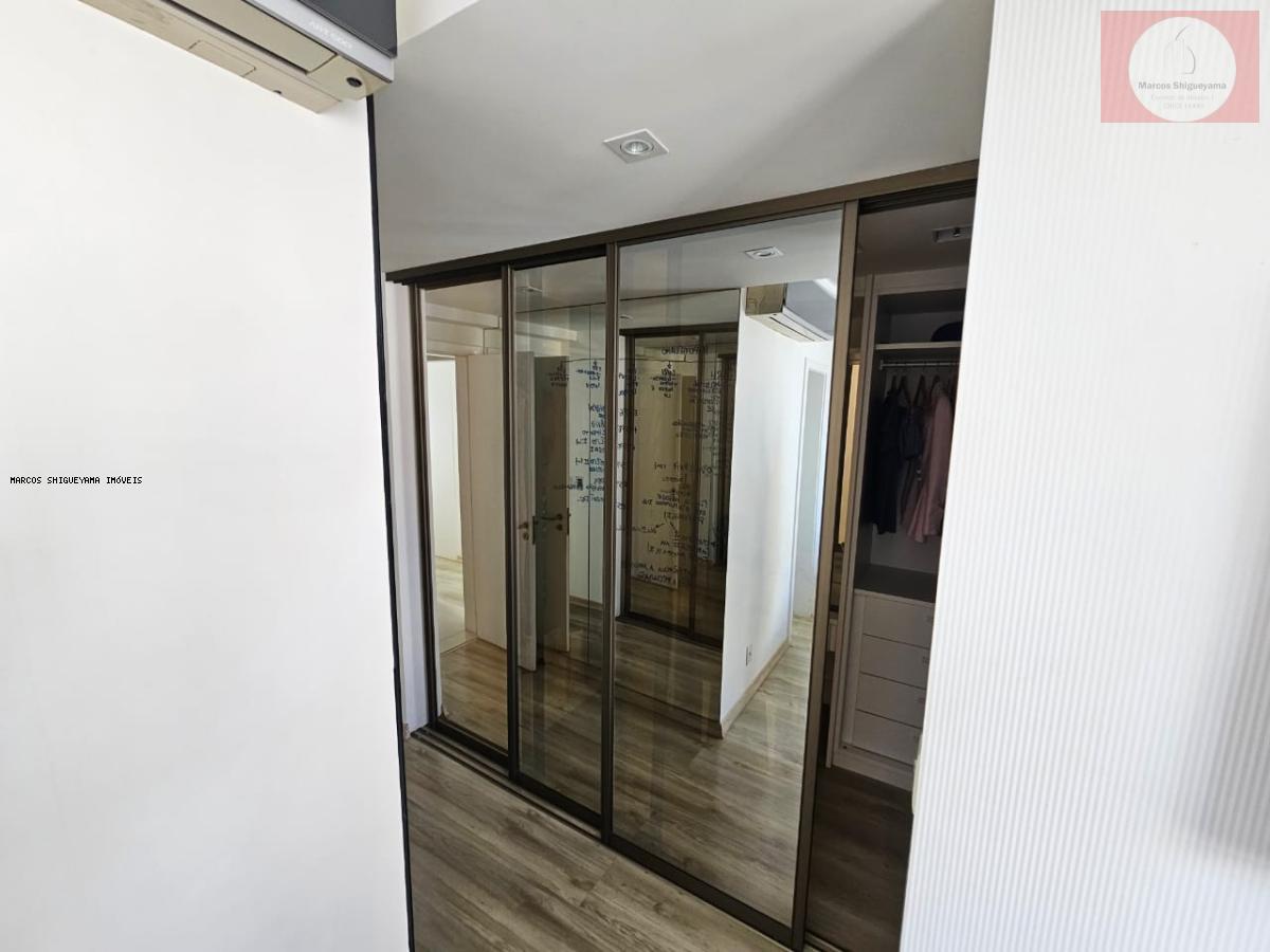 Apartamento à venda com 3 quartos, 235m² - Foto 17