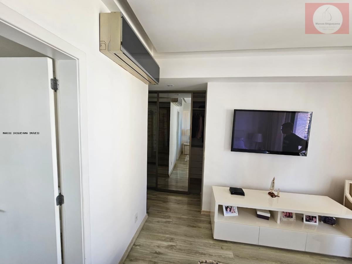 Apartamento à venda com 3 quartos, 235m² - Foto 19