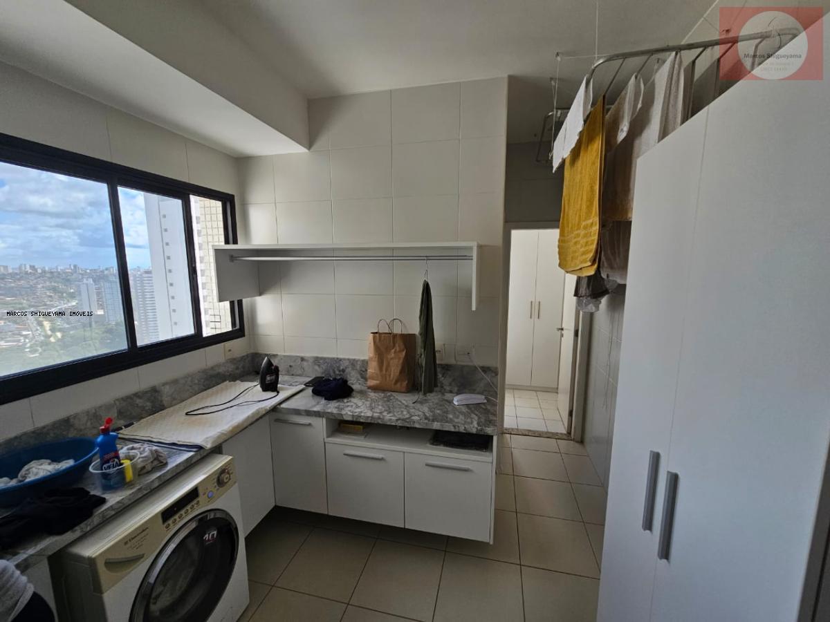 Apartamento à venda com 3 quartos, 235m² - Foto 35