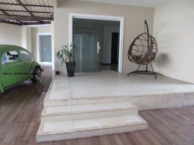 Casa à venda com 6 quartos, 345m² - Foto 1