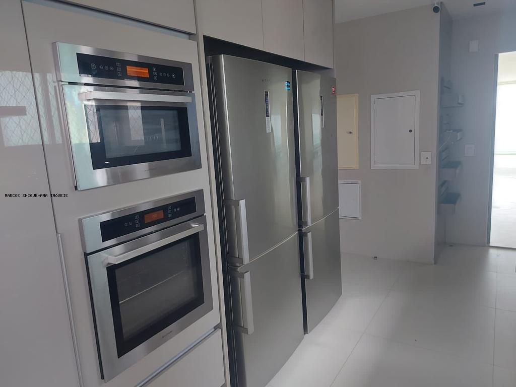 Apartamento à venda com 4 quartos, 242m² - Foto 32