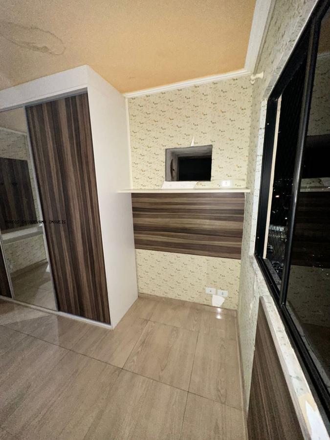 Apartamento à venda com 2 quartos, 55m² - Foto 32