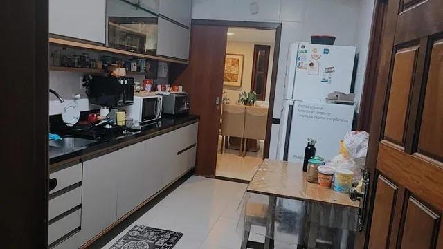 Casa de Condomínio à venda com 4 quartos, 220m² - Foto 3