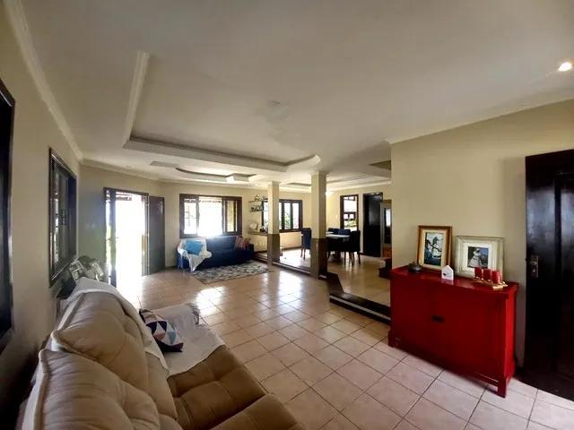 Casa de Condomínio à venda com 4 quartos, 271m² - Foto 13