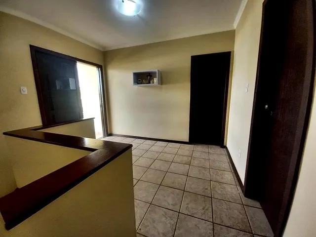 Casa de Condomínio à venda com 4 quartos, 271m² - Foto 14