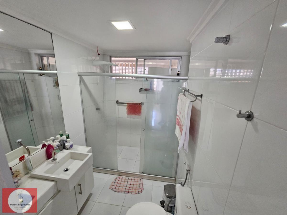 Apartamento à venda com 4 quartos, 219m² - Foto 17