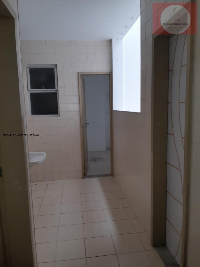 Apartamento à venda com 2 quartos, 64m² - Foto 20