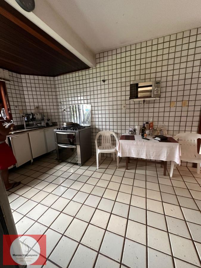 Casa à venda com 4 quartos, 300m² - Foto 13