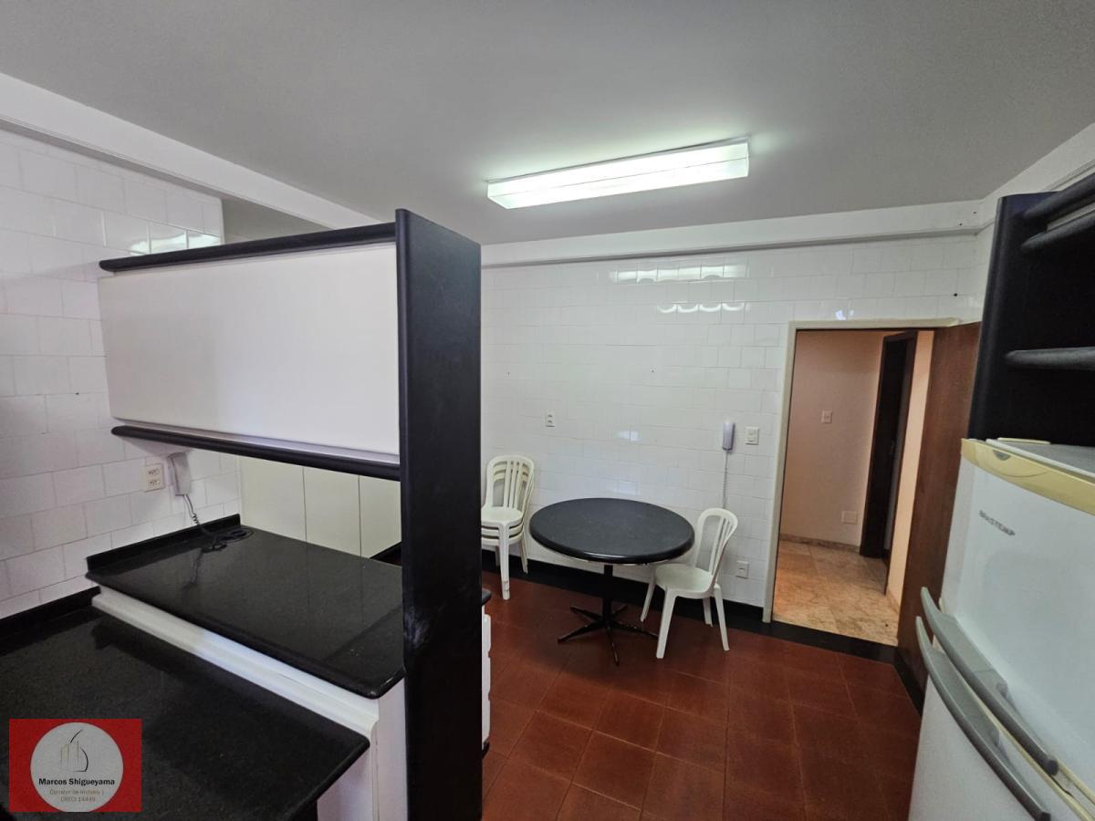 Apartamento à venda com 4 quartos, 200m² - Foto 26