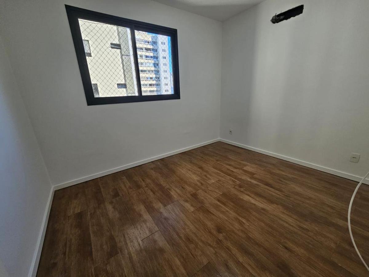 Apartamento à venda com 2 quartos, 108m² - Foto 7