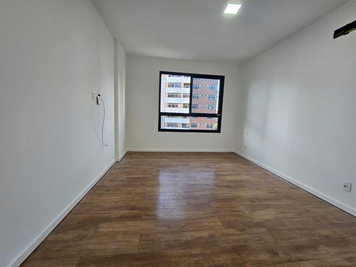 Apartamento à venda com 2 quartos, 108m² - Foto 11