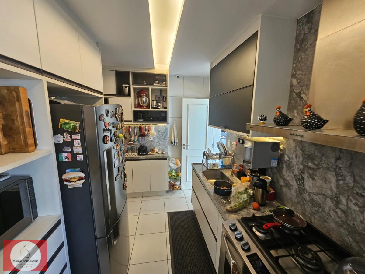 Apartamento à venda com 3 quartos, 157m² - Foto 17