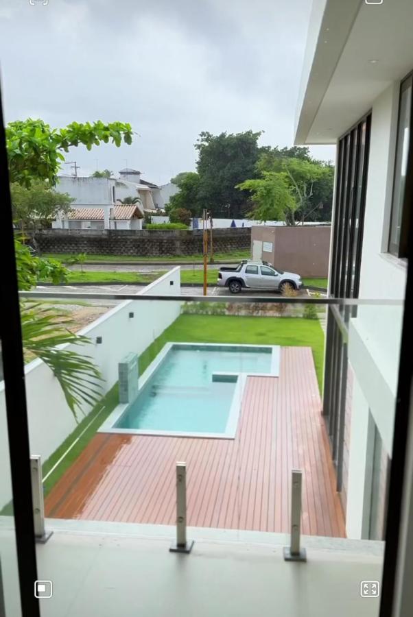 Casa de Condomínio à venda com 8 quartos, 422m² - Foto 3