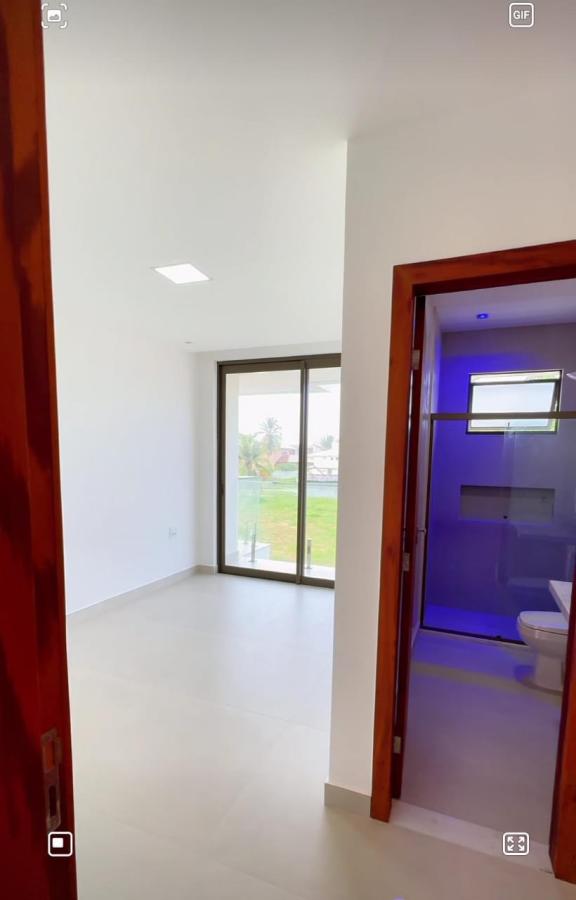 Casa de Condomínio à venda com 8 quartos, 422m² - Foto 19