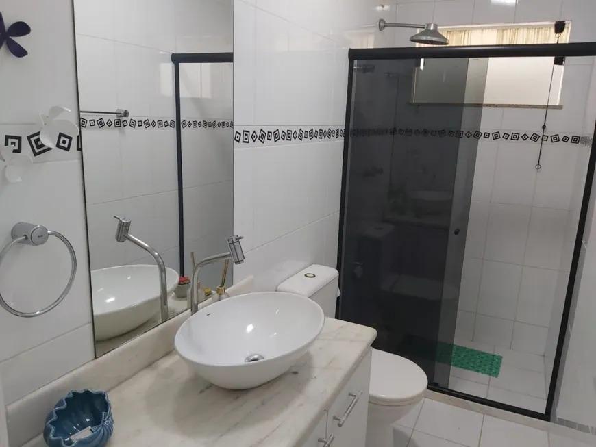 Casa de Condomínio à venda com 4 quartos, 320m² - Foto 18