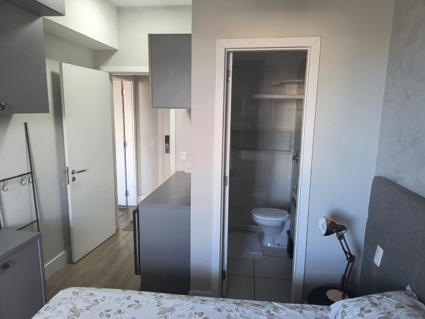 Apartamento para alugar com 2 quartos, 65m² - Foto 11