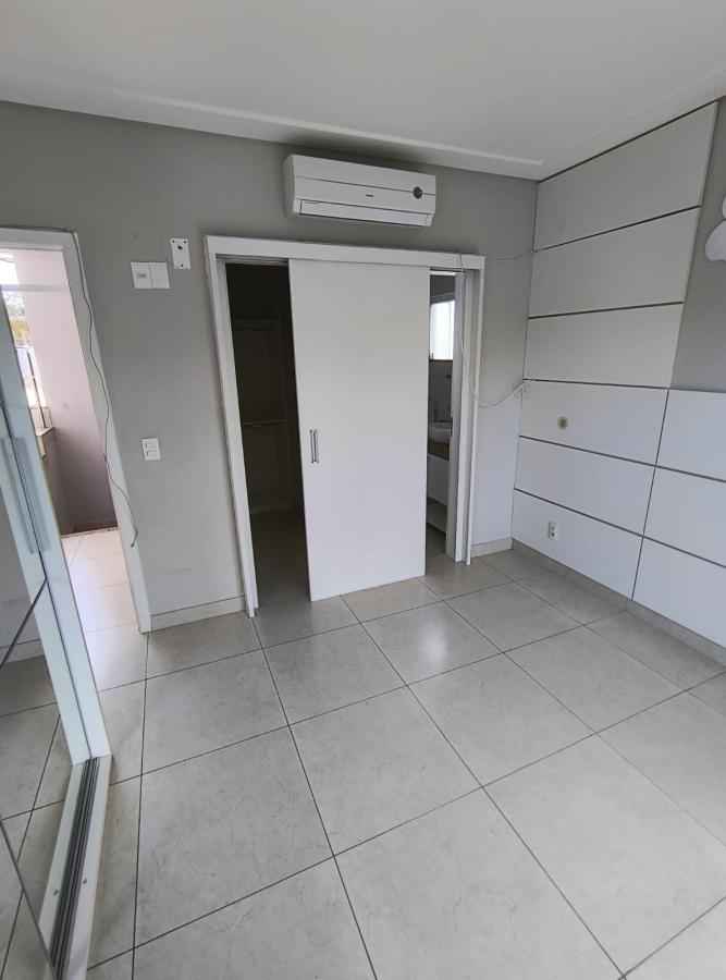 Casa de Condomínio à venda com 3 quartos, 320m² - Foto 14