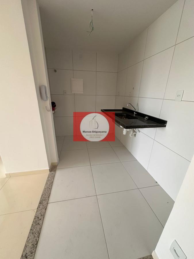 Apartamento à venda com 1 quarto, 45m² - Foto 2