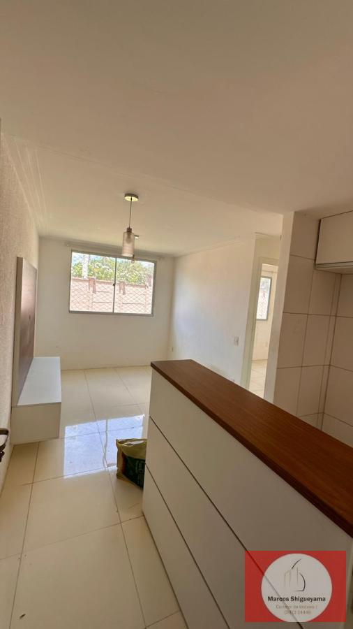 Apartamento à venda com 2 quartos, 49m² - Foto 2