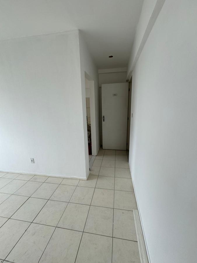 Apartamento à venda com 2 quartos, 54m² - Foto 2