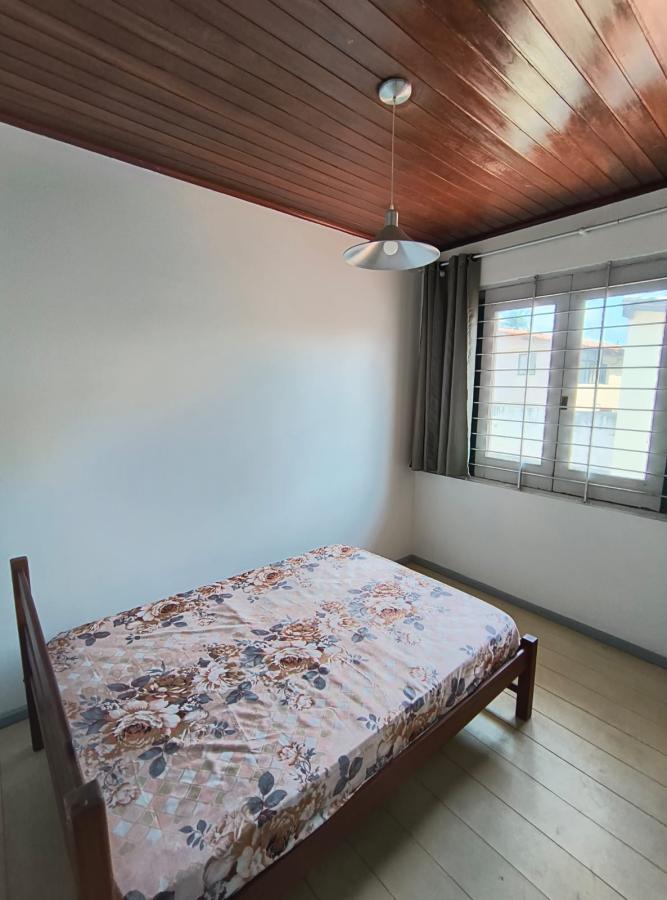 Casa de Condomínio à venda com 4 quartos, 300m² - Foto 3