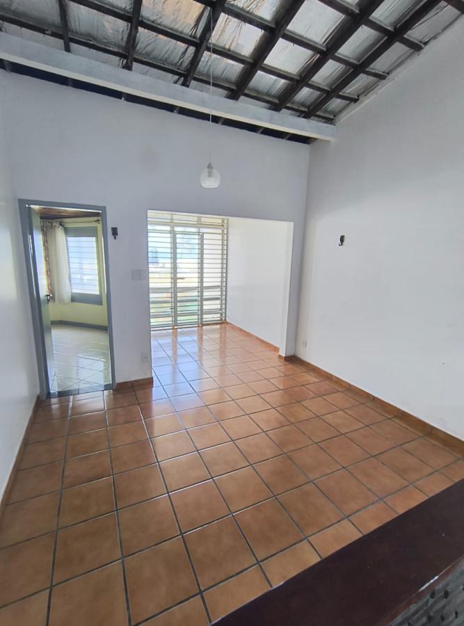 Casa de Condomínio à venda com 4 quartos, 300m² - Foto 11