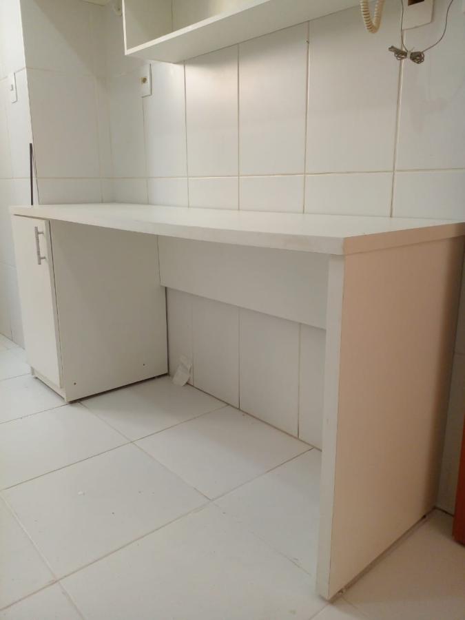 Apartamento para alugar com 3 quartos, 74m² - Foto 2