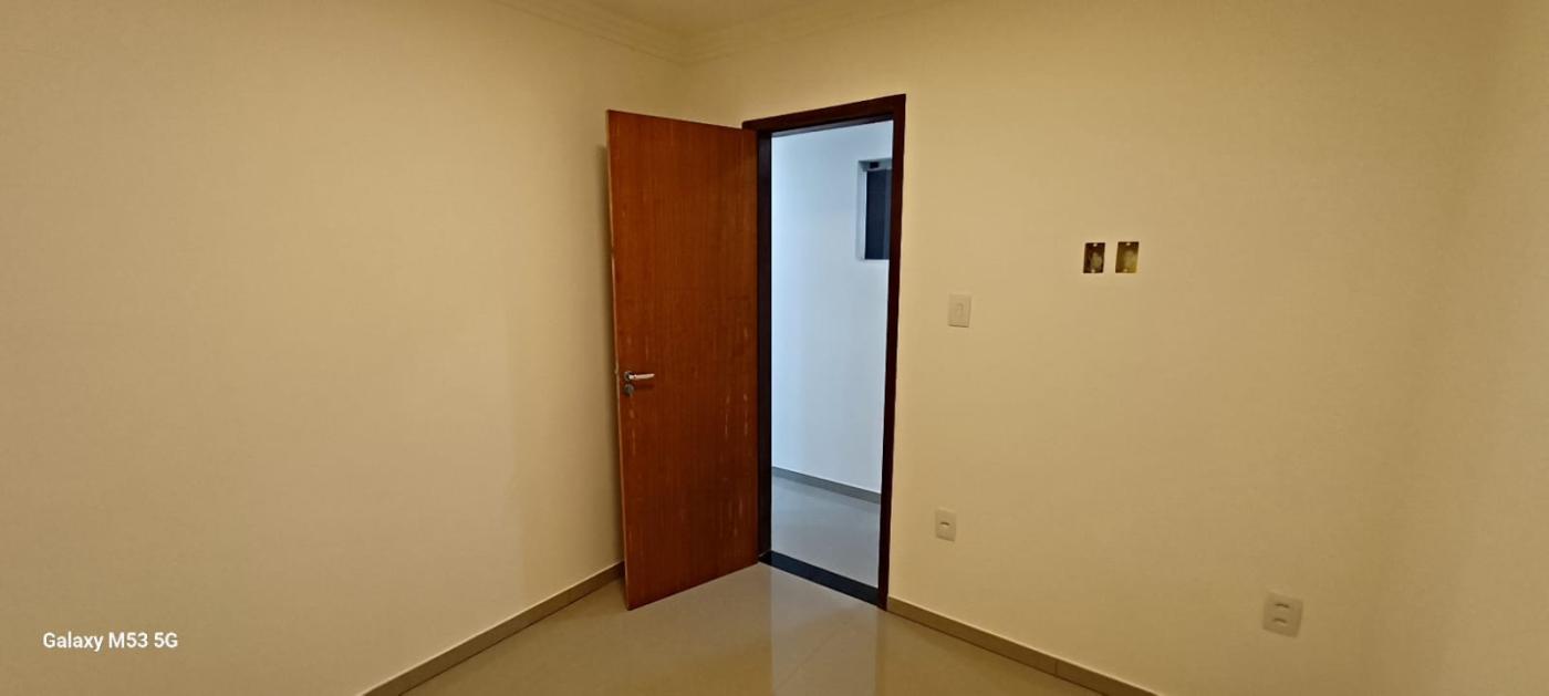 Apartamento à venda com 2 quartos, 59m² - Foto 17