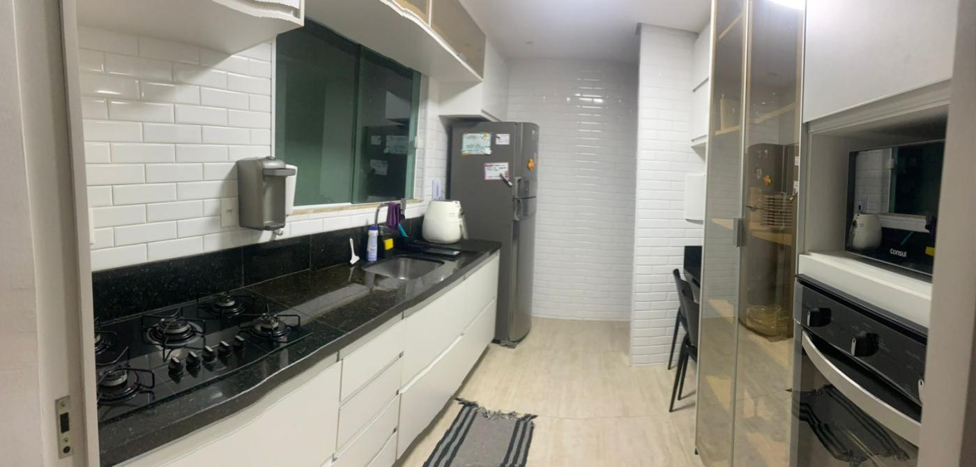 Casa de Condomínio à venda com 4 quartos, 250m² - Foto 26