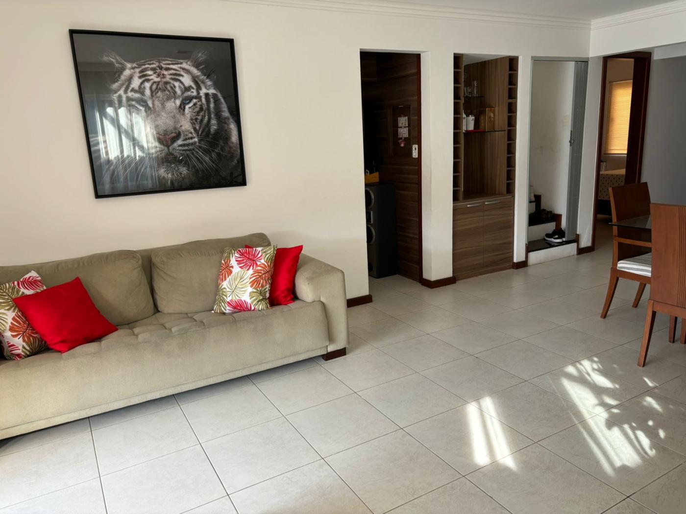 Casa de Condomínio à venda com 4 quartos, 206m² - Foto 13