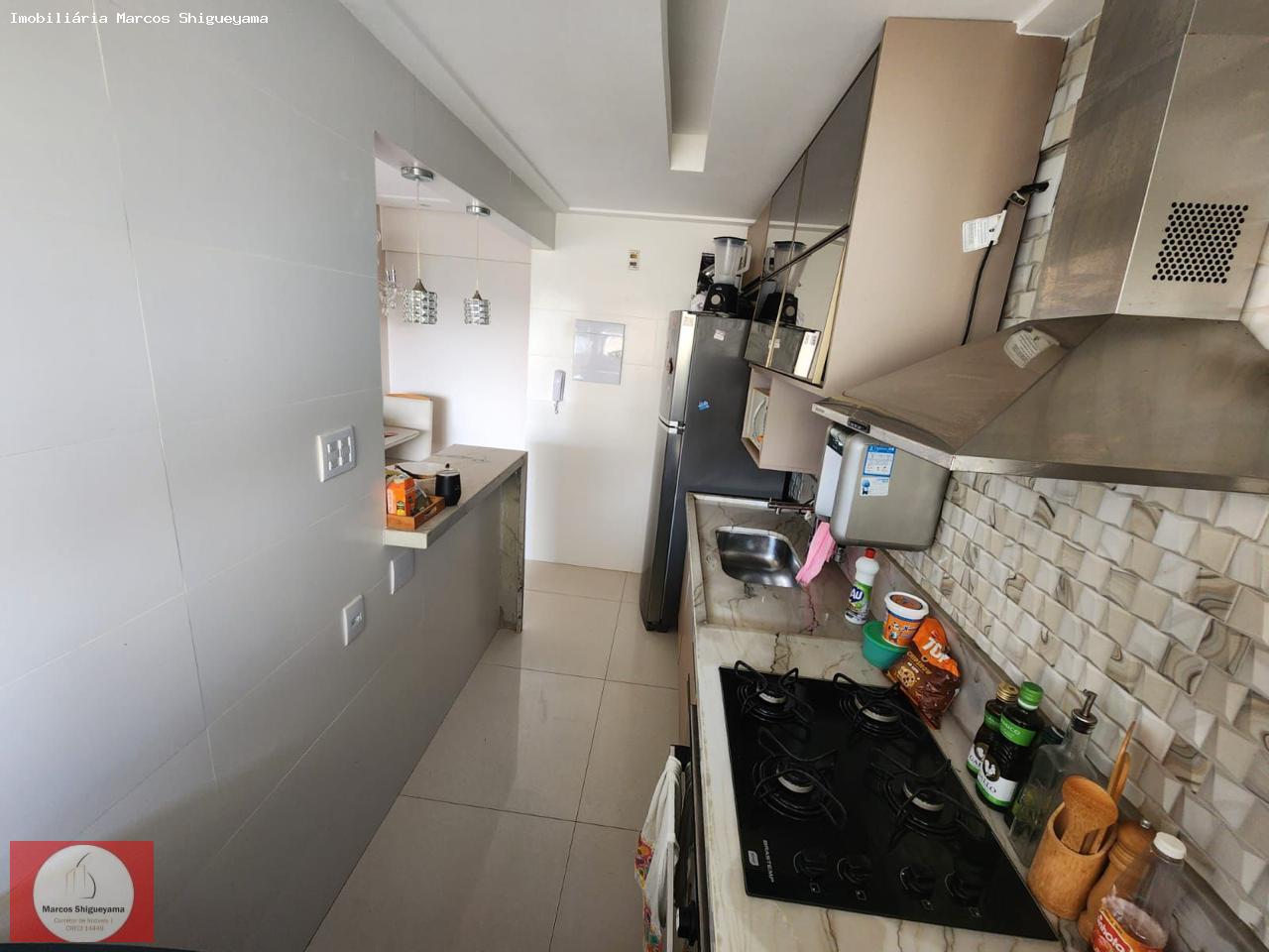 Apartamento à venda com 2 quartos, 64m² - Foto 11