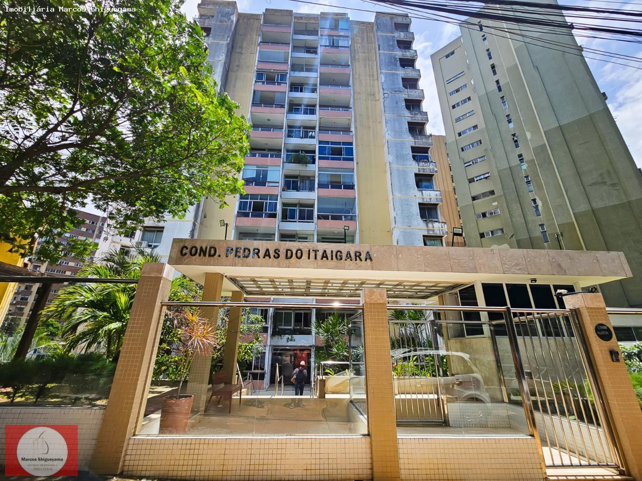 Apartamento à venda com 3 quartos, 108m² - Foto 2