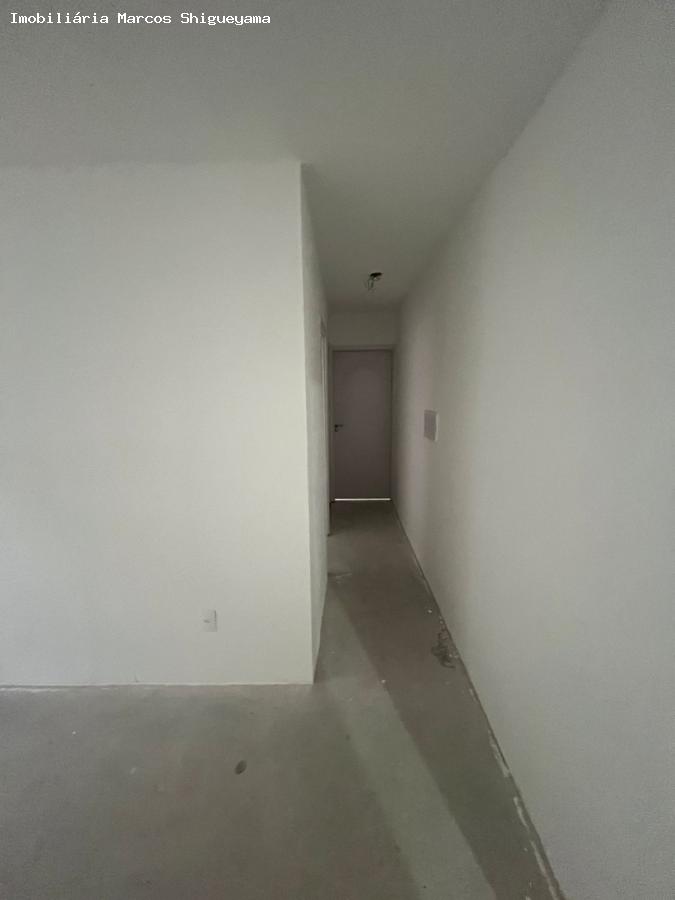 Apartamento à venda com 2 quartos, 39m² - Foto 21