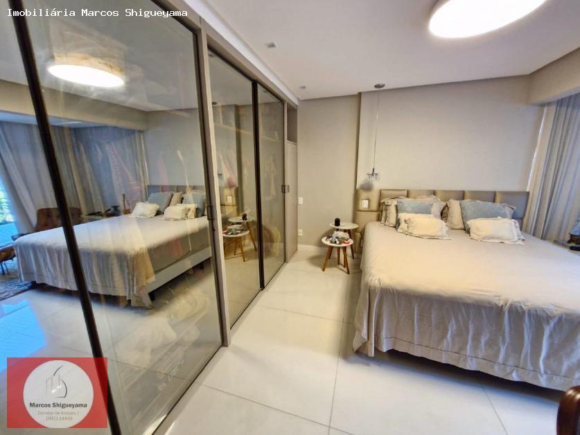 Apartamento à venda com 4 quartos, 235m² - Foto 18