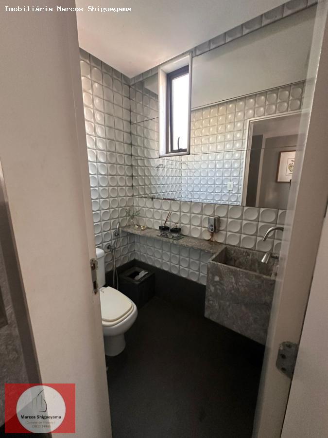 Apartamento para alugar com 3 quartos, 140m² - Foto 26