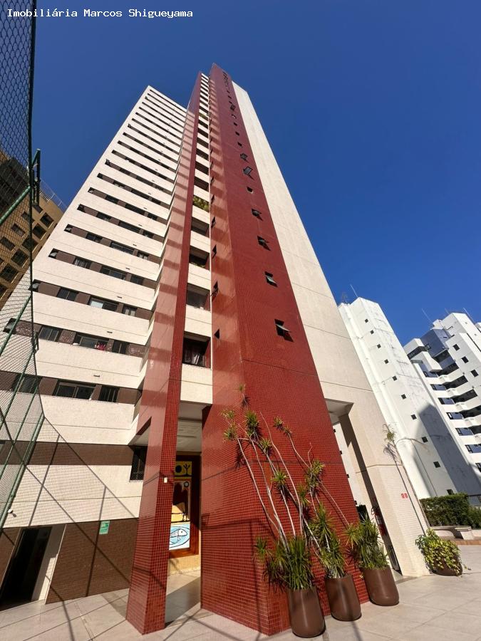 Apartamento para alugar com 3 quartos, 140m² - Foto 2