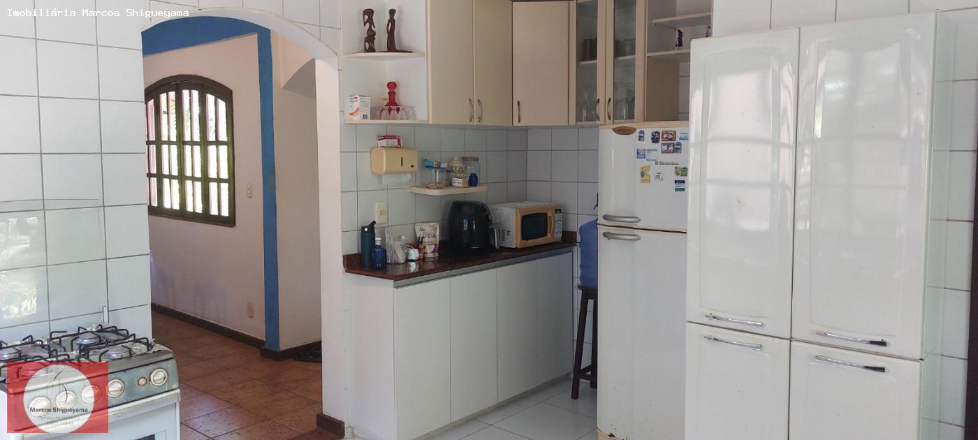 Casa à venda com 6 quartos, 300m² - Foto 11